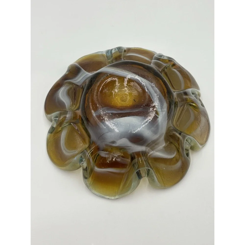 Vintage Art Glass Ashtray Bowl Dish Floral Flower Petal MCM ‎ Whitish Brown